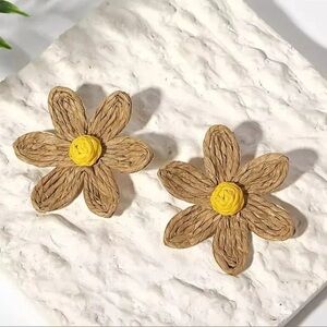 Anthropologie Bohemian Sand Sky Boho Raffia Flower Earrings
